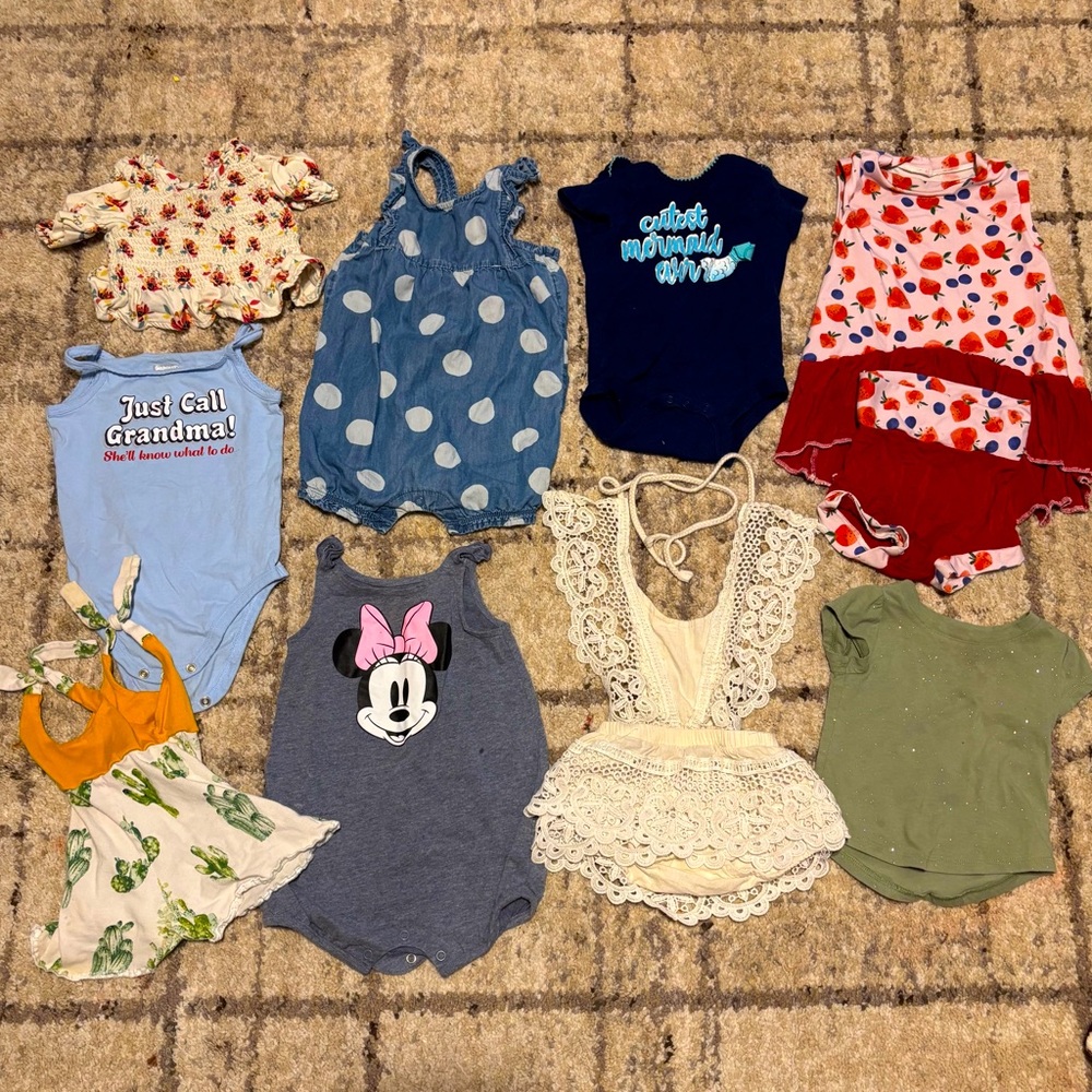Baby clothes size 9m-18m BUNDLE